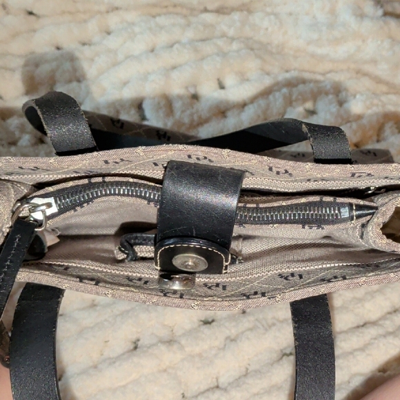 Dooney & Bourke Gray Tote with Black Handles - Picture 5 of 5